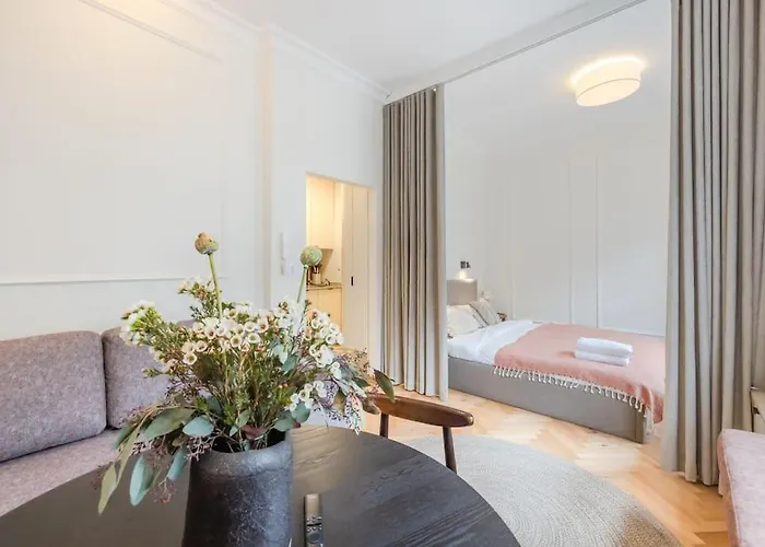 Modern In Centre Danzica